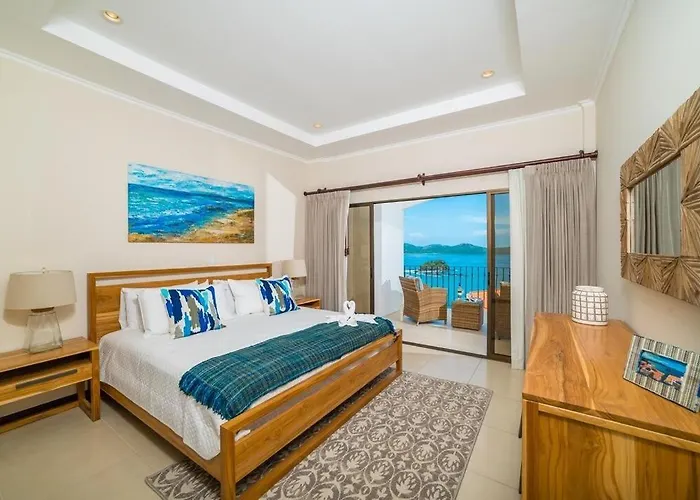 Hébergement de vacances Oceanviews, Private Veranda, 2 Pools & Concierge *