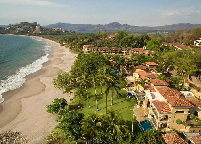 Oceanviews, Private Veranda, 2 Pools & Concierge Hébergement de vacances