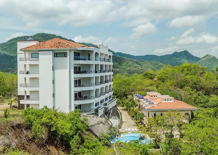 Oceanviews, Private Veranda, 2 Pools & Concierge * Playa Flamingo